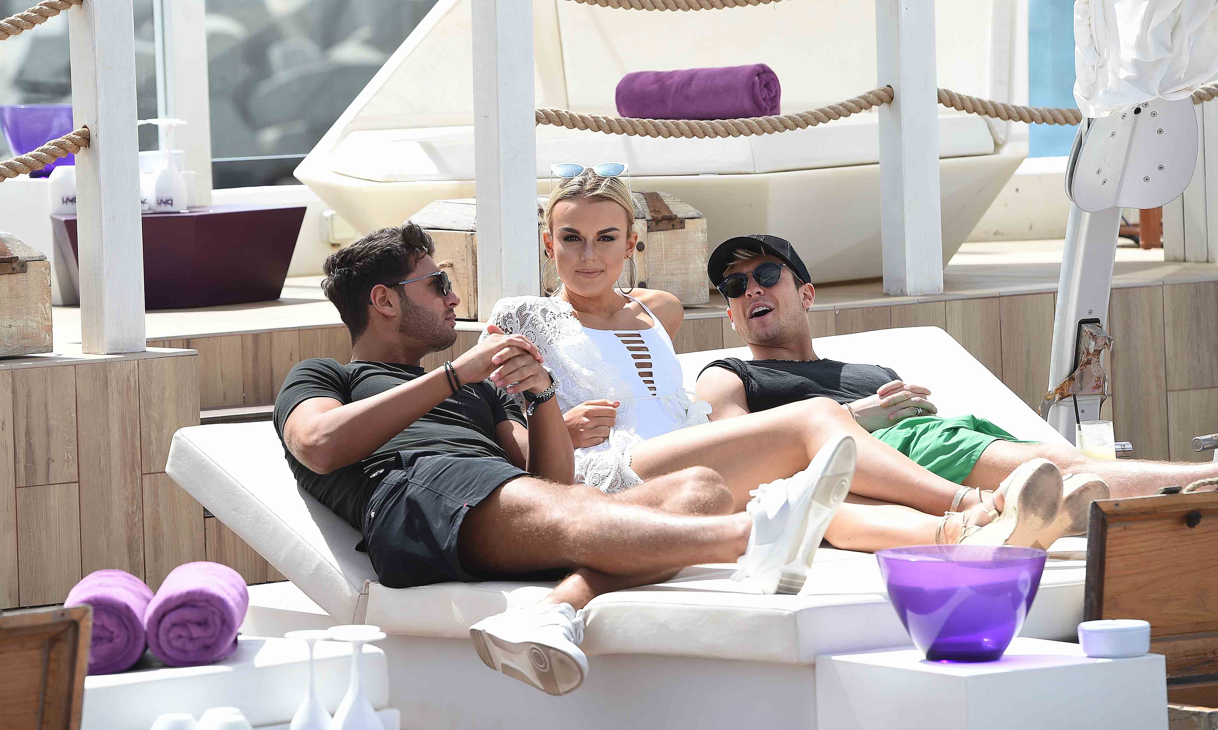 Celebs Go Dating | Bikini Beach Club | The Resort Group PLC